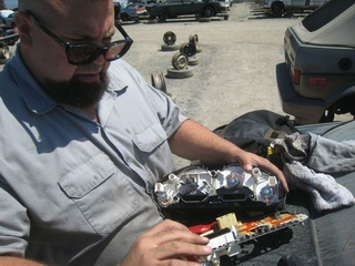 Illustration for article titled Junkyard Build Quality Challenge, Speedometer Edition: Germany